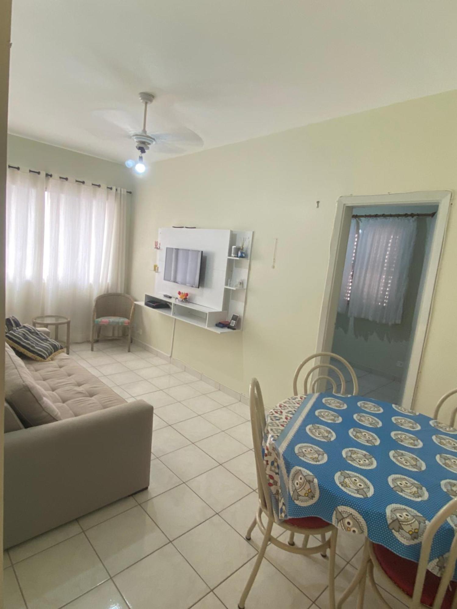 - Enseada 01 Apartment Guaruja