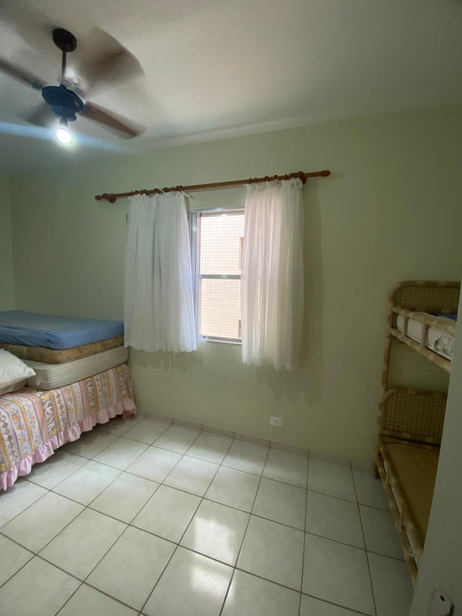 - Enseada 01 Apartamento